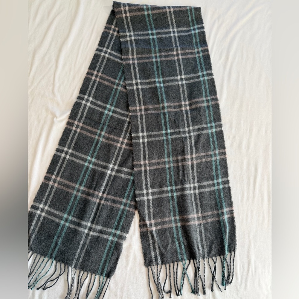 Italian Scarf gray plaid - Picture 8 of 10